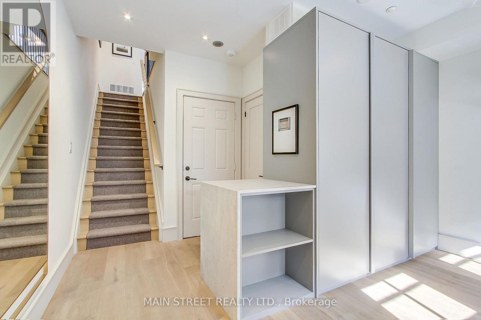 #27 12 POWSELAND CRESCENT - 5