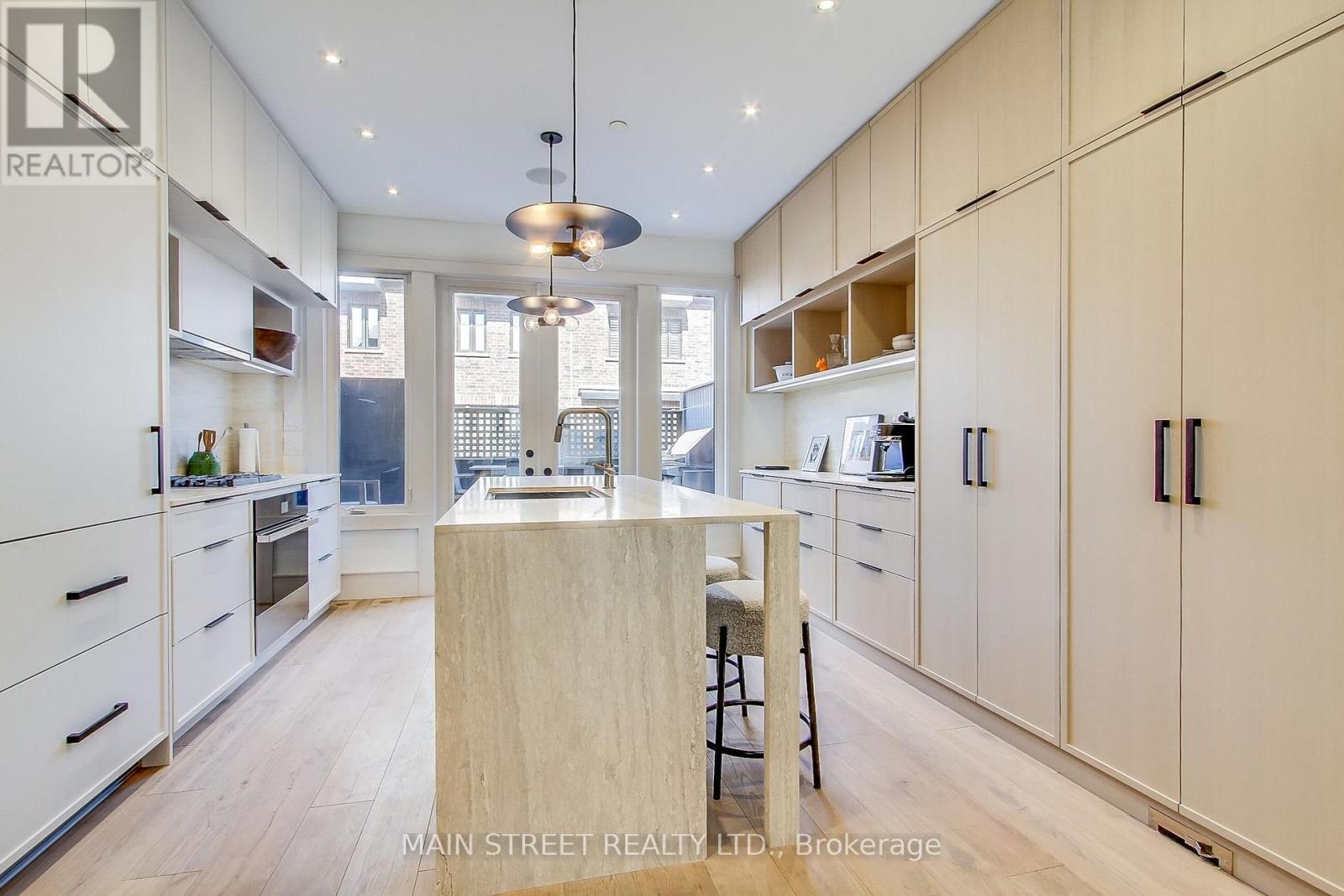 #27 12 POWSELAND CRESCENT - 8