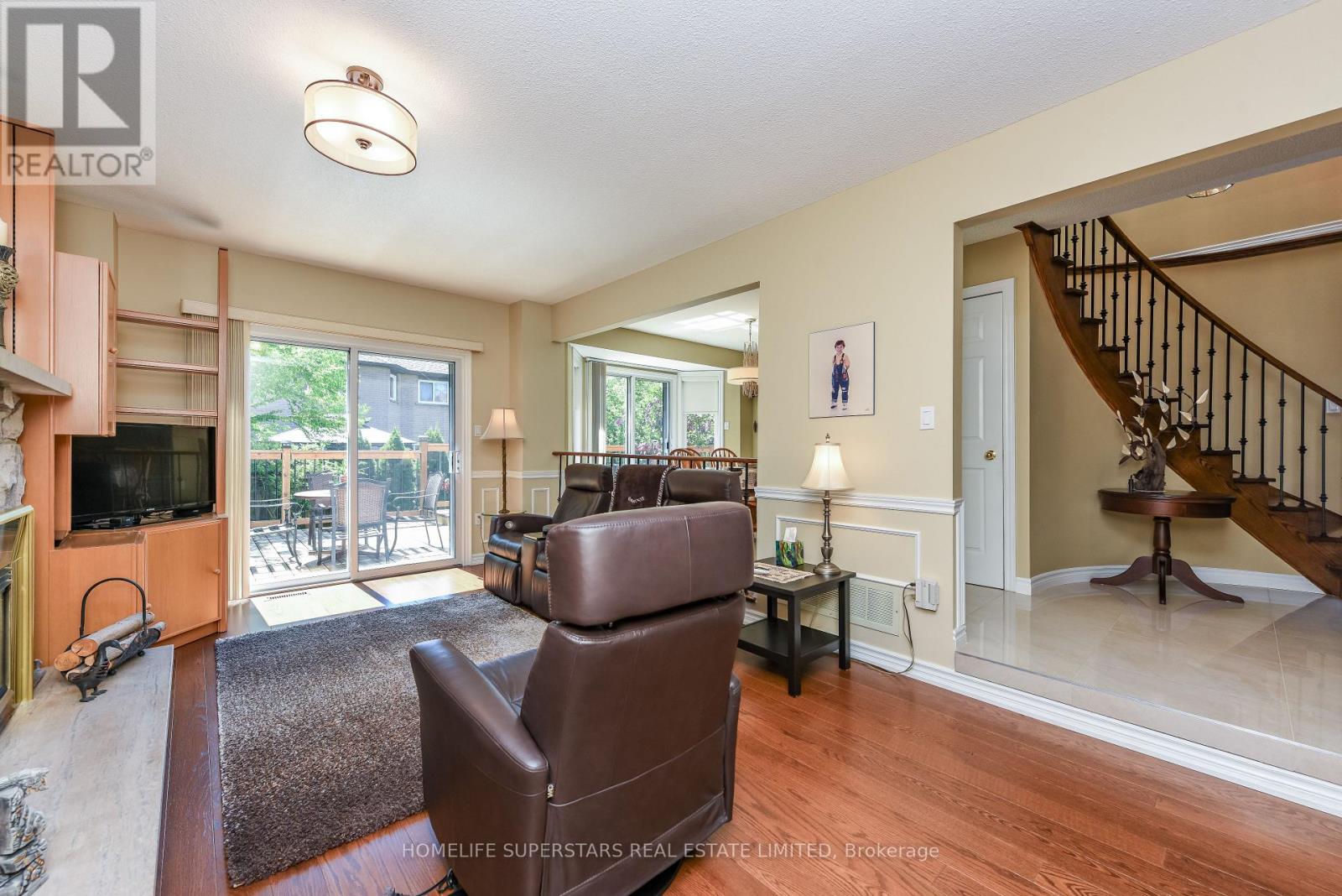 168 RIVER OAKS BOULEVARD E - 10