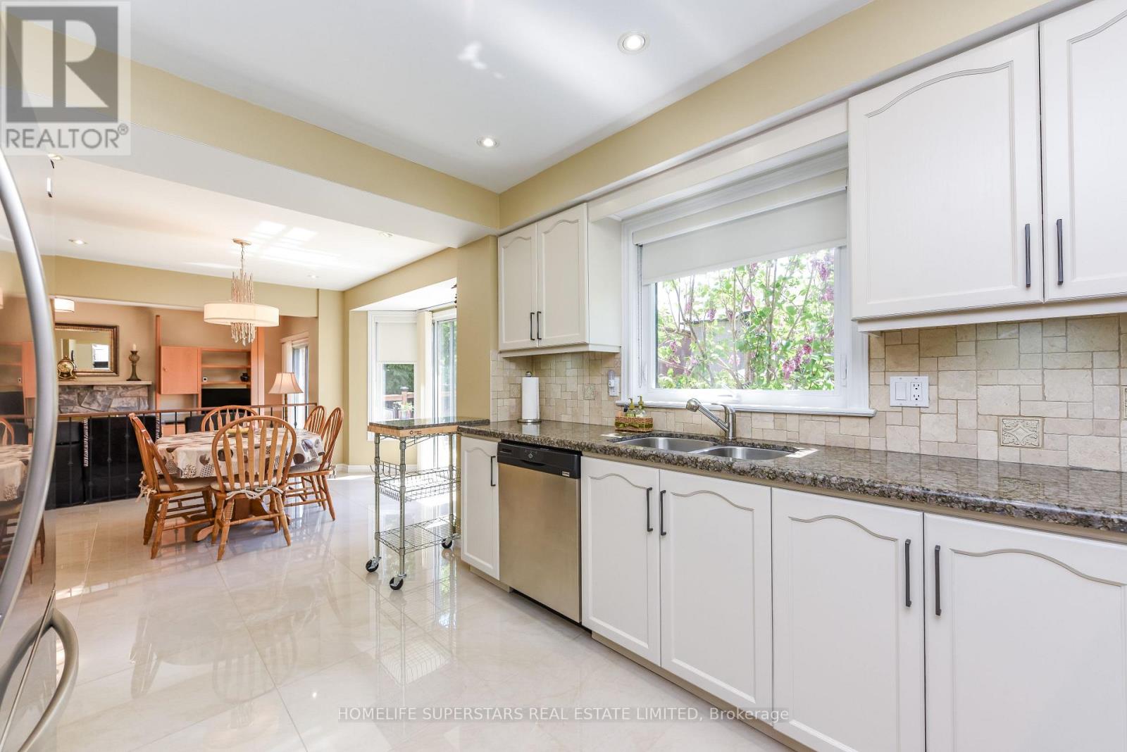 168 RIVER OAKS BOULEVARD E - 16