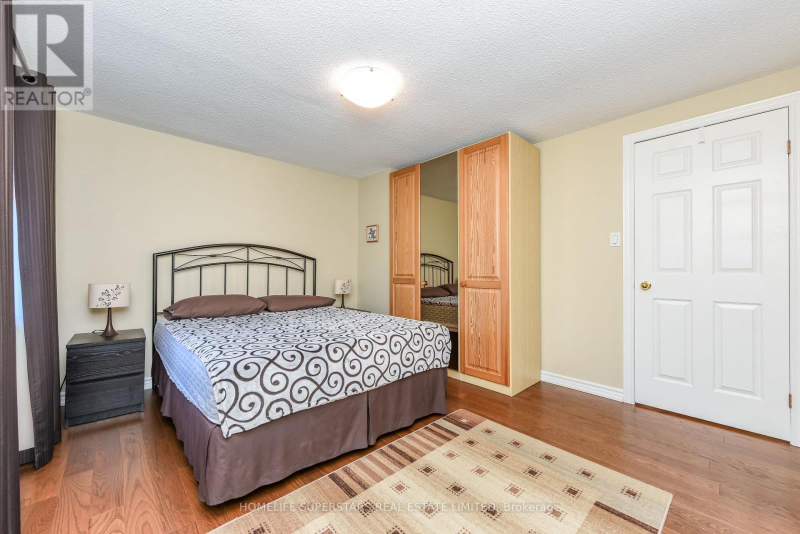 168 RIVER OAKS BOULEVARD E - 24
