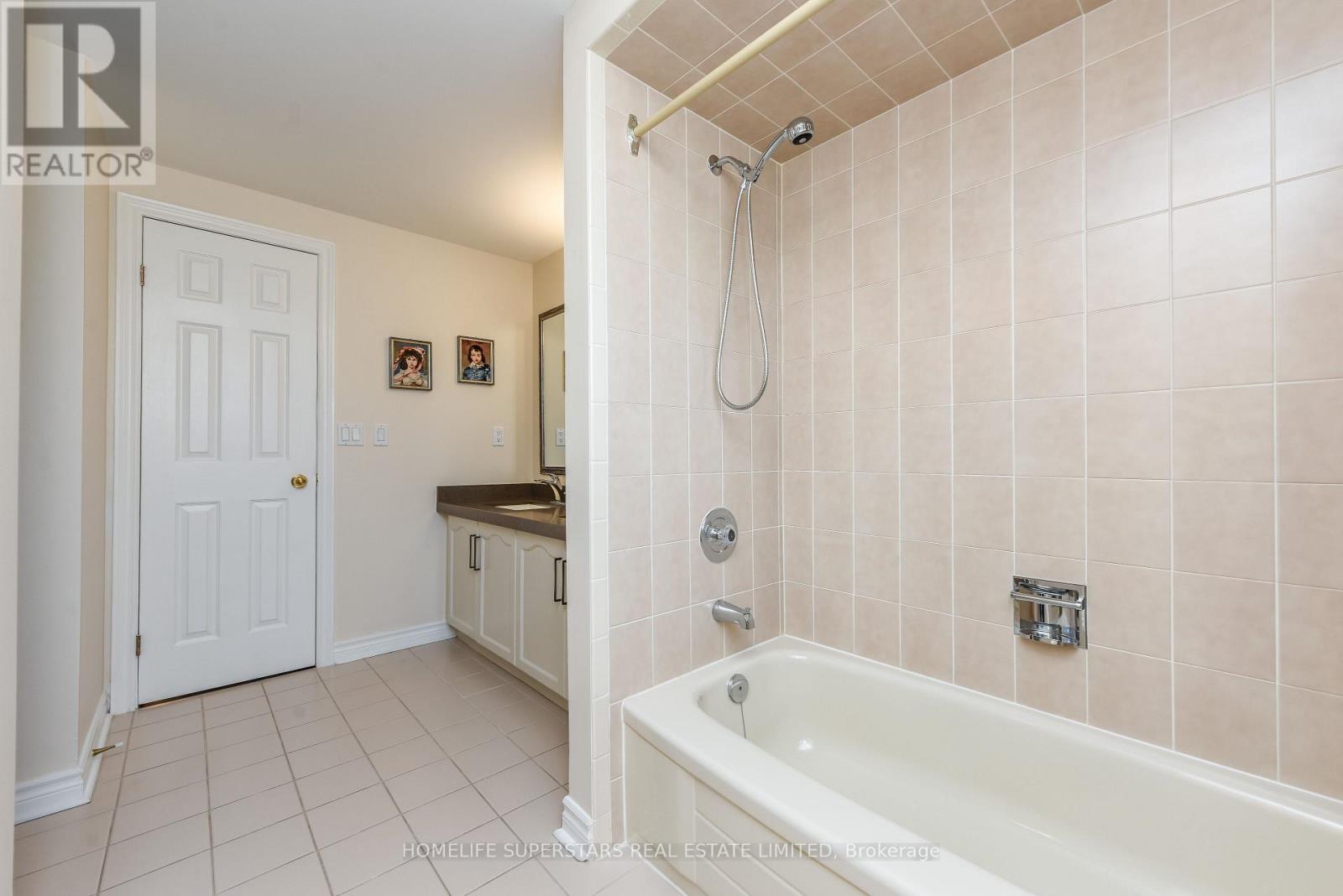 168 RIVER OAKS BOULEVARD E - 30