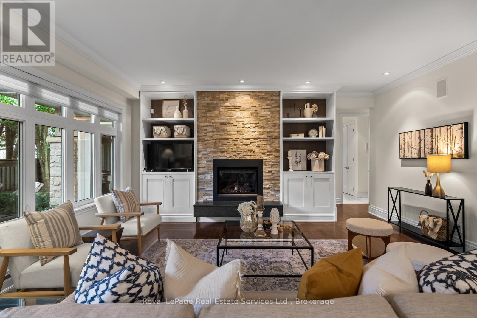 370 CHRISTINA DRIVE - 17
