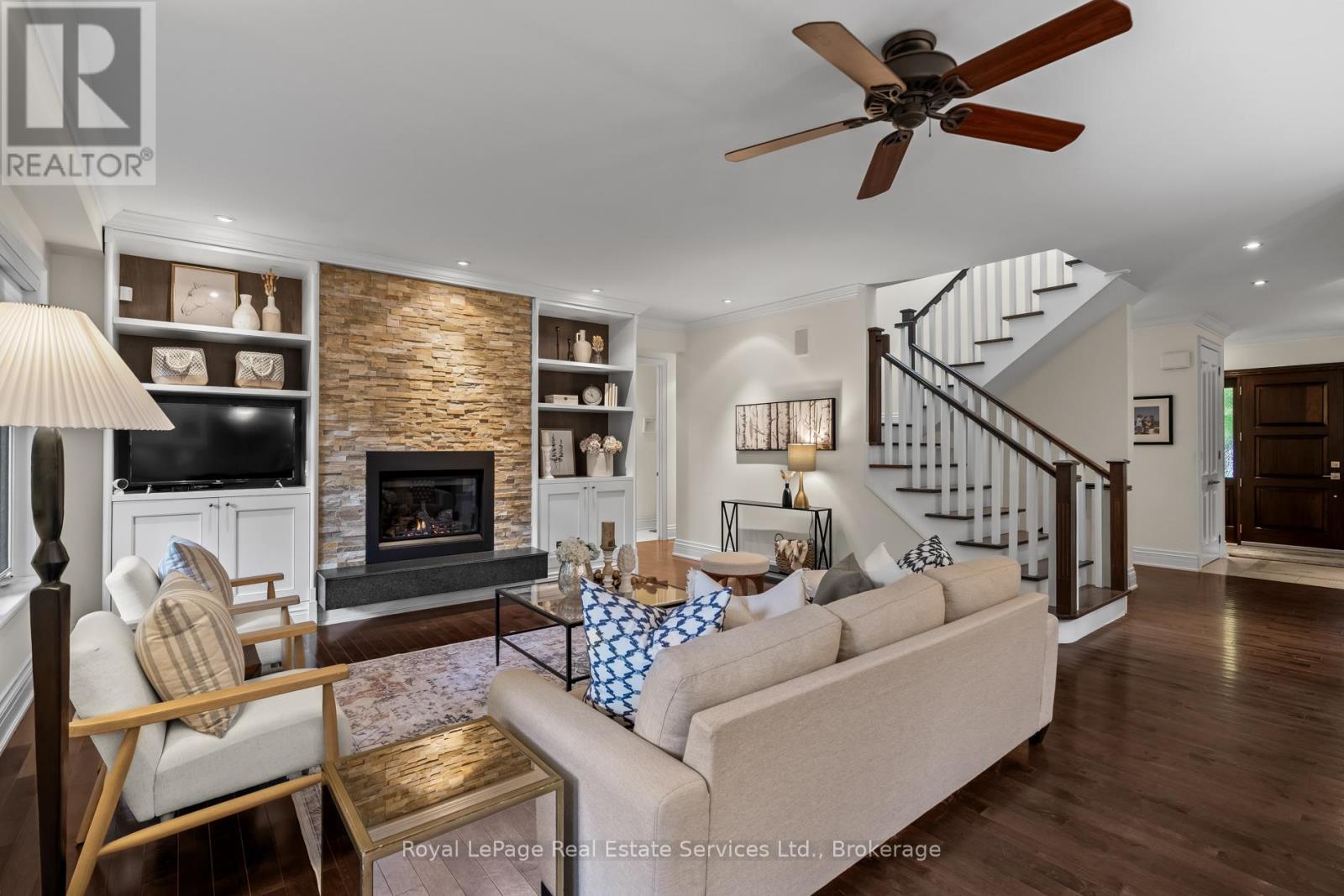 370 CHRISTINA DRIVE - 18