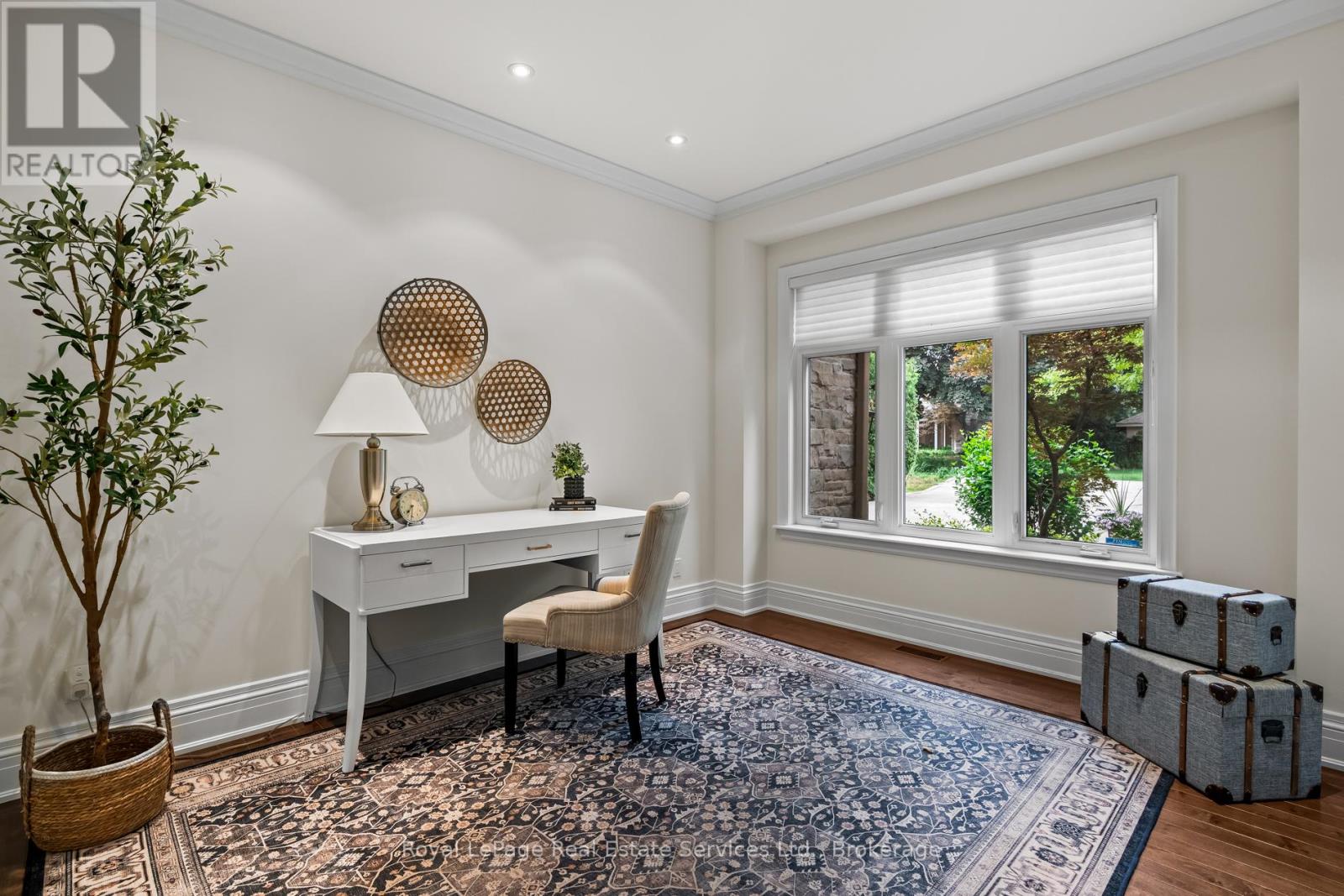 370 CHRISTINA DRIVE - 5