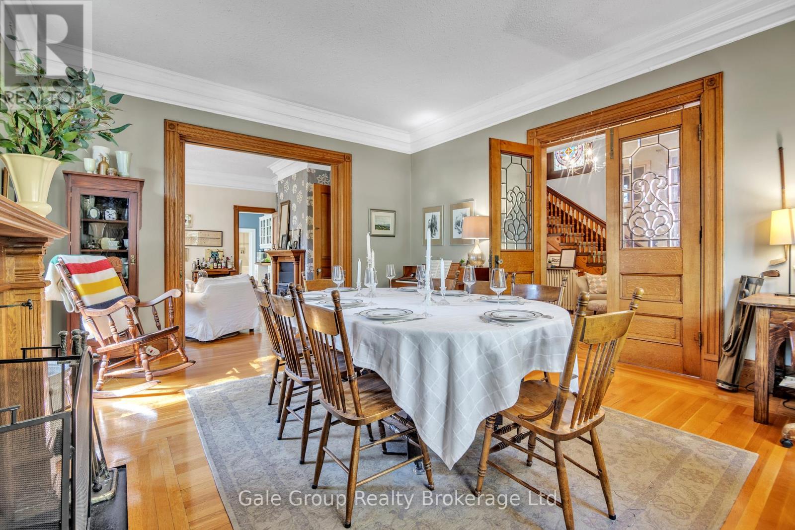 105 VANSITTART AVENUE - 23