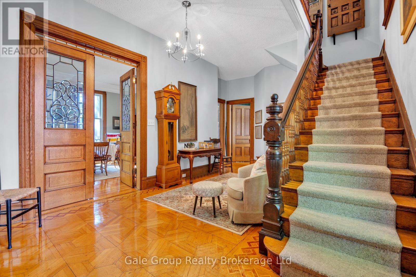 105 VANSITTART AVENUE - 29