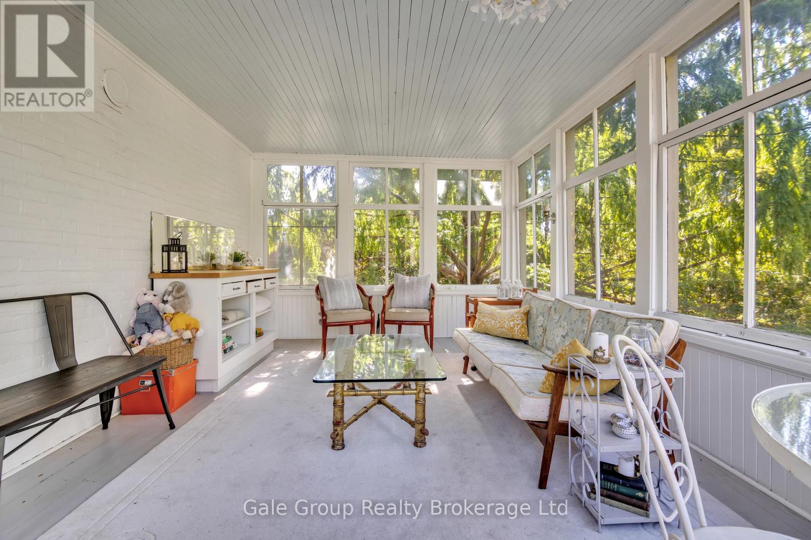 105 VANSITTART AVENUE - 38