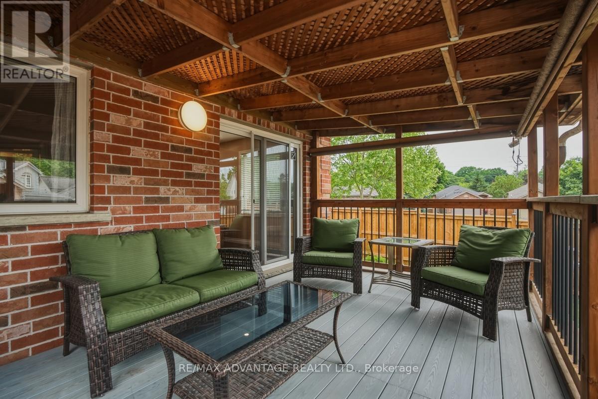 535 THORNWOOD DRIVE - 20