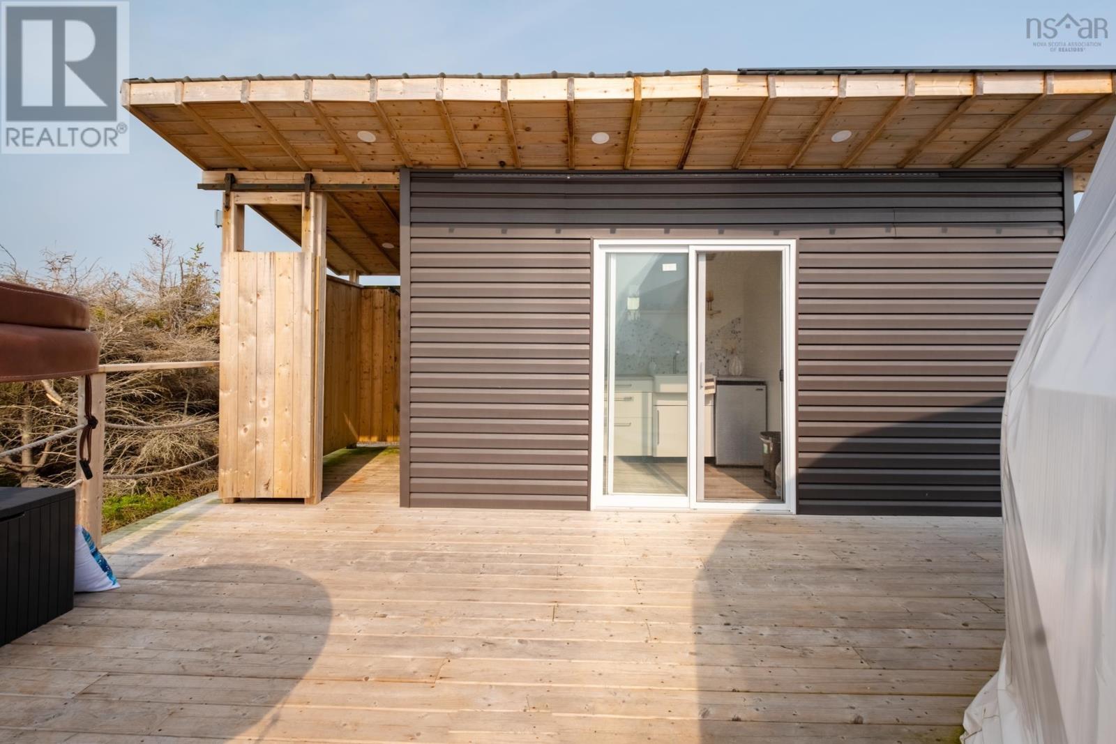 8 Simmons Island, Water Access - 35