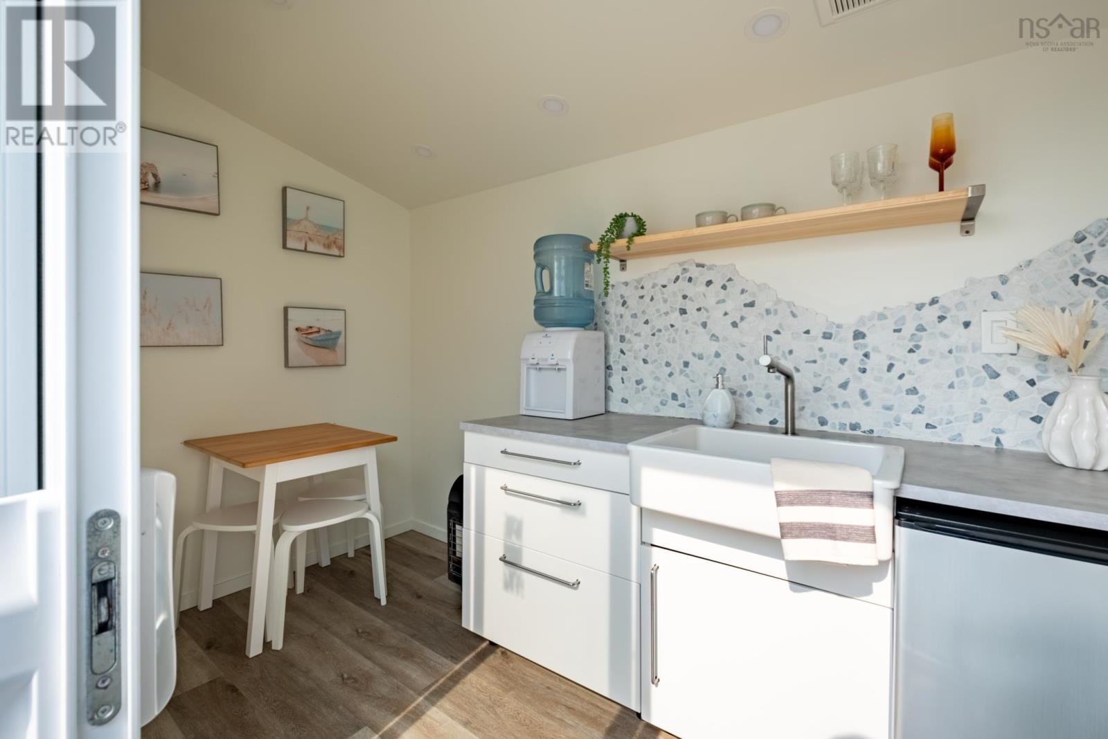 8 Simmons Island, Water Access - 36