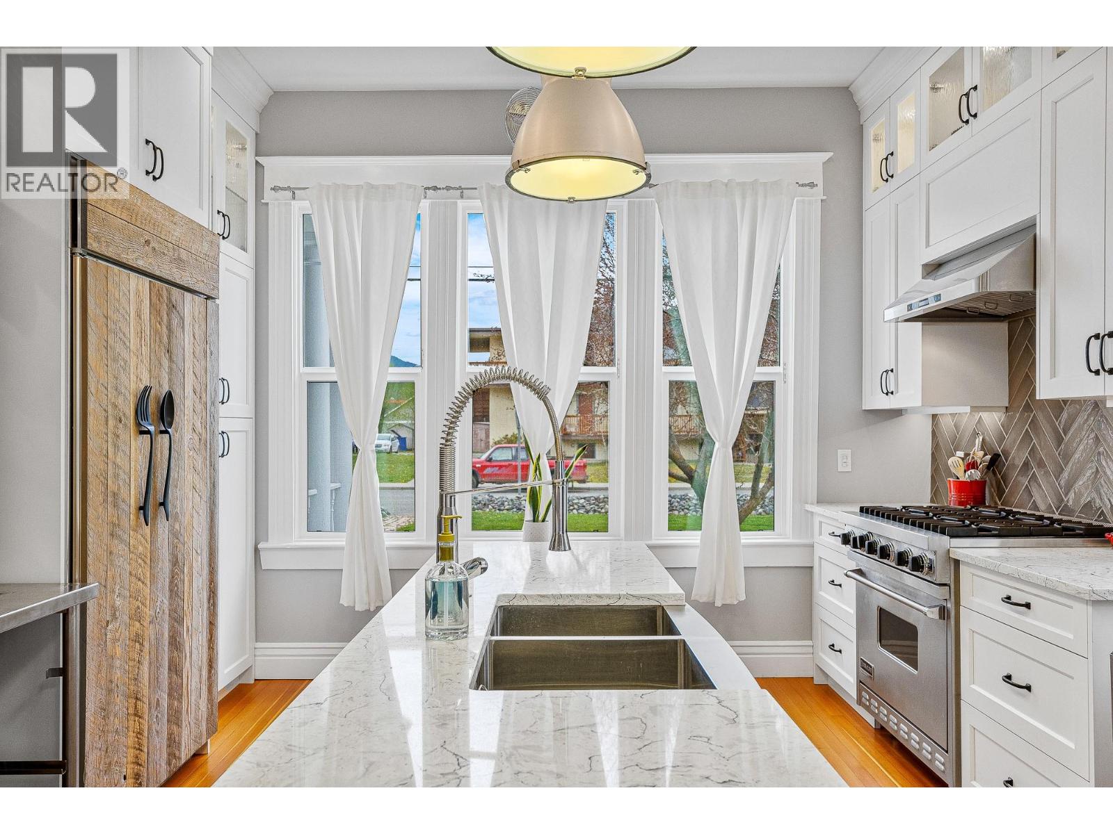 2326 GARCIA Street - 12