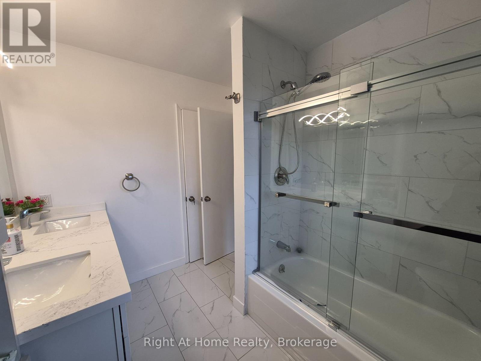 15414 NIAGARA PARKWAY - 11