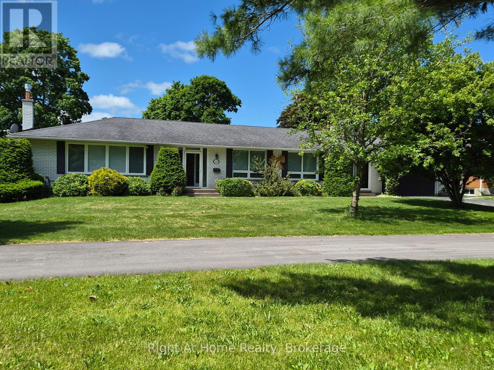 15414 NIAGARA PARKWAY - 2