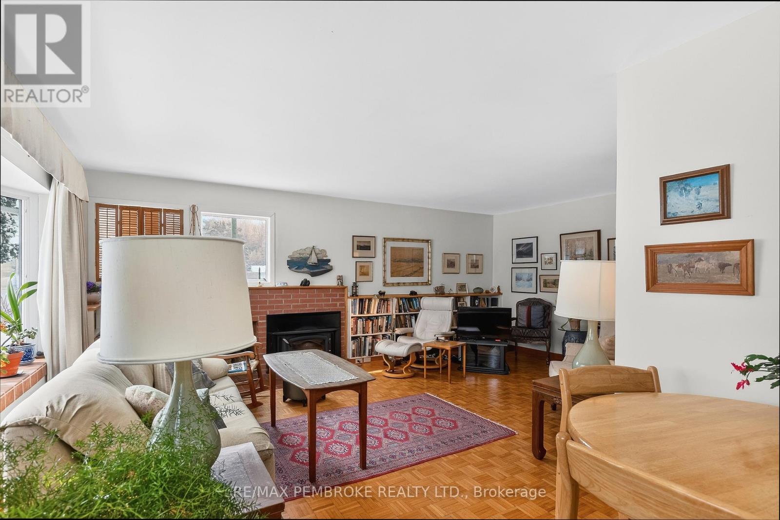 98 GLENDALE AVENUE - 14