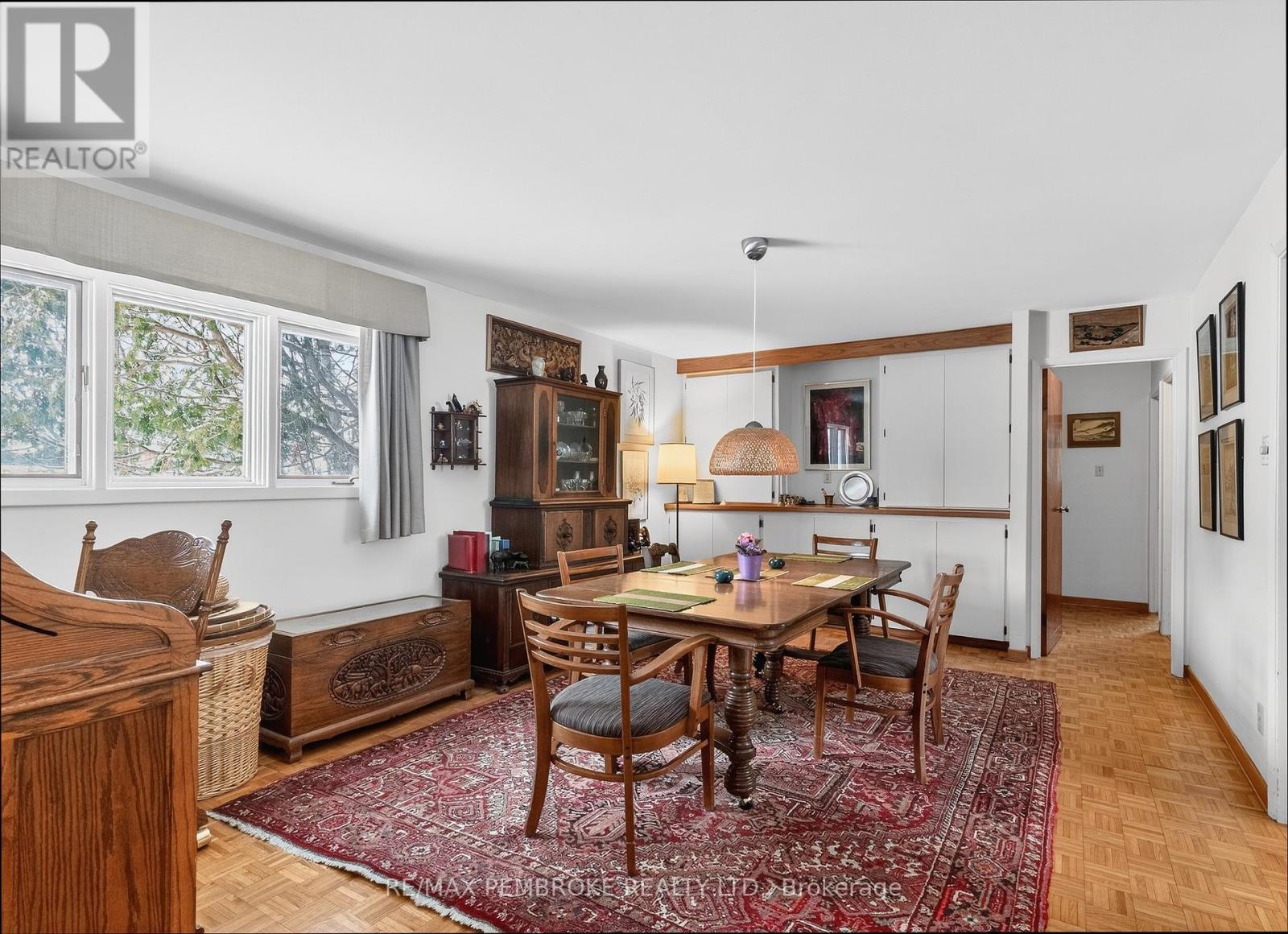 98 GLENDALE AVENUE - 15