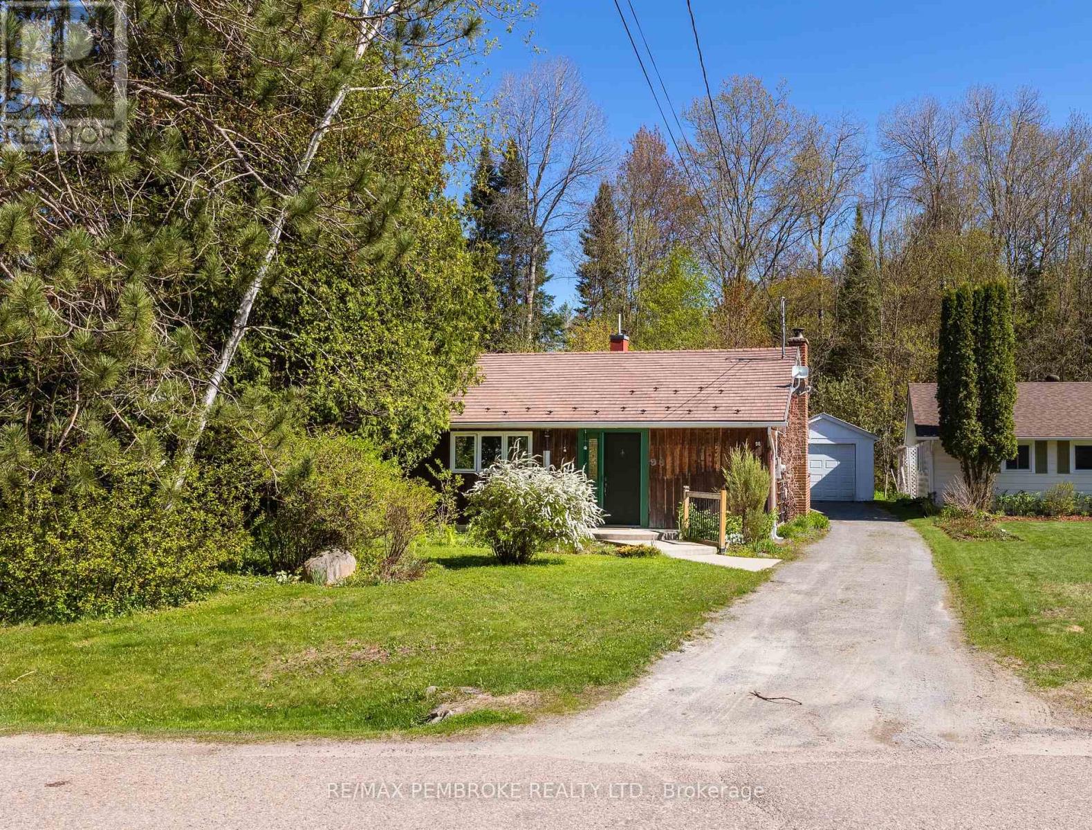 98 GLENDALE AVENUE - 5