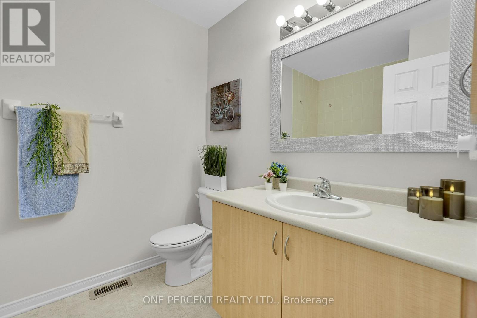 4 Bed, 3 Bath House for Sale in Ottawa – 236 ARRITA STREET, Ottawa – MLS# X13441154 - Image 32