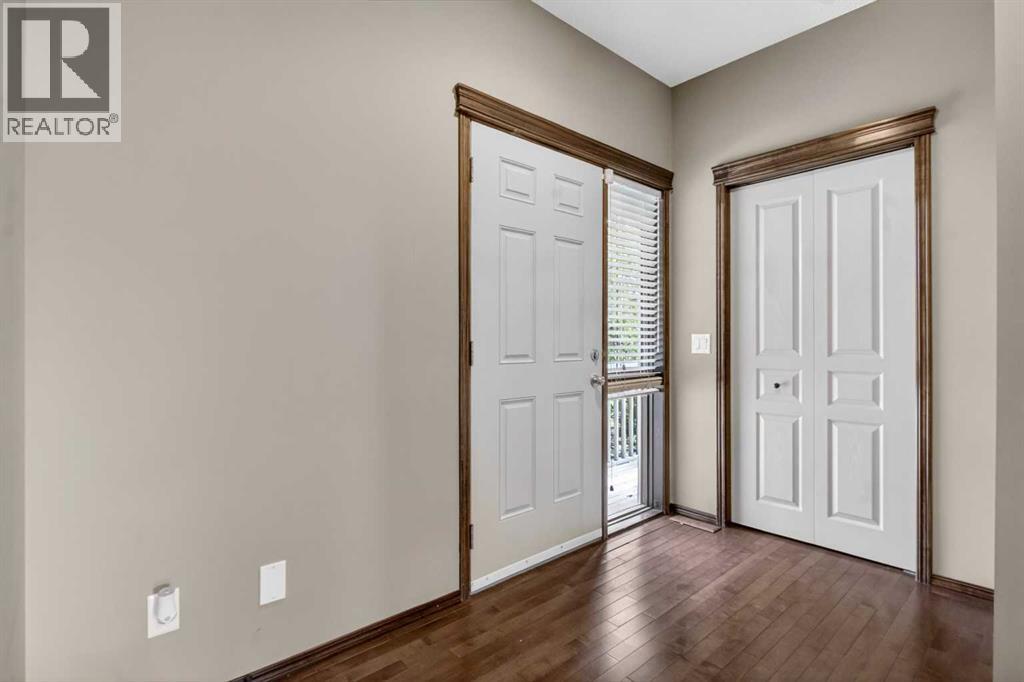 139 Panamount Street NW - photo 2