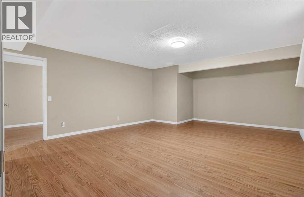 139 Panamount Street NW — photo 33