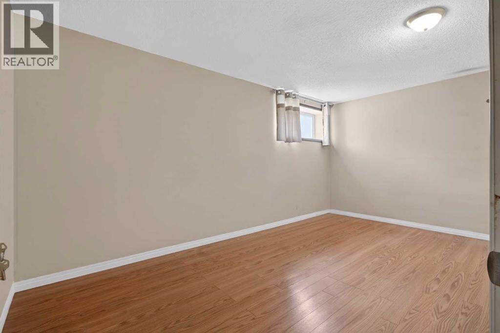 139 Panamount Street NW — photo 34