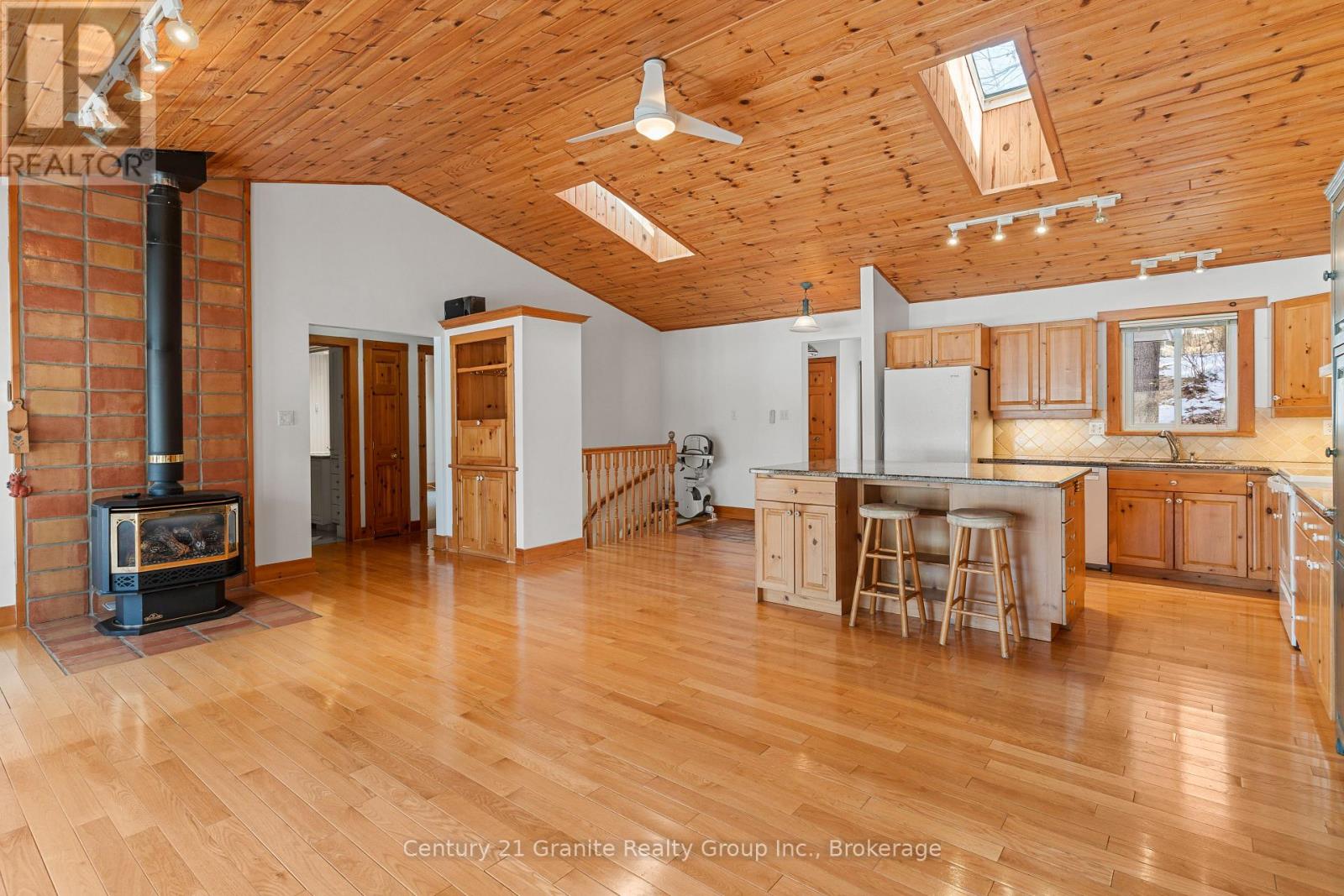 1058 KIPPS LANE - 20