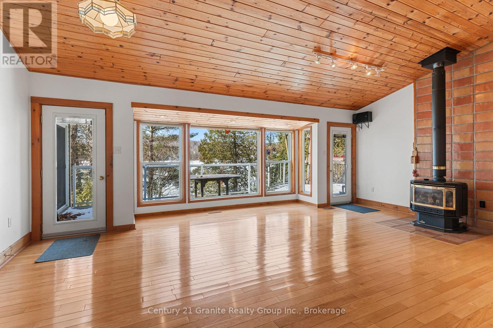 1058 KIPPS LANE - 19