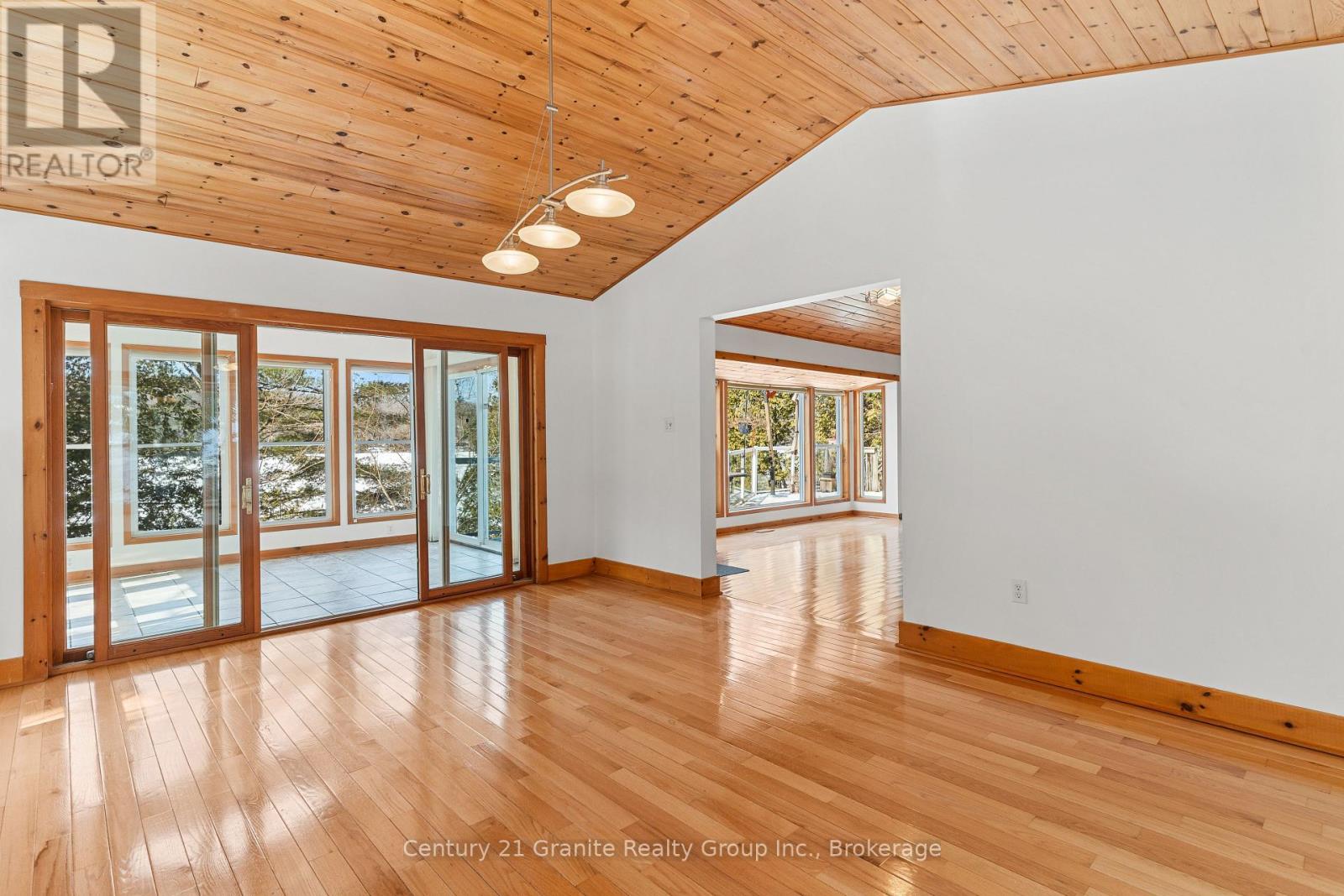 1058 KIPPS LANE - 22