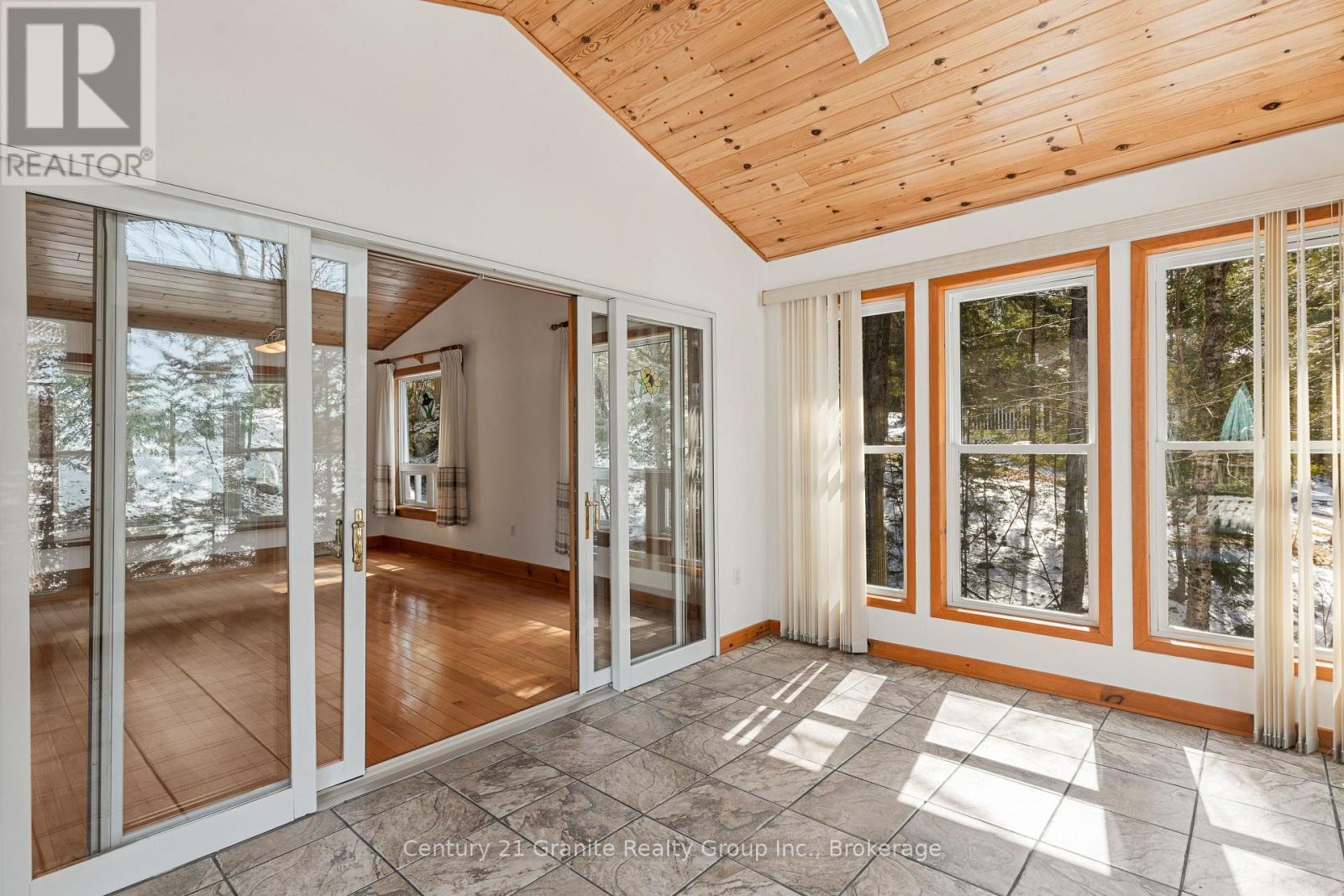 1058 KIPPS LANE - 24