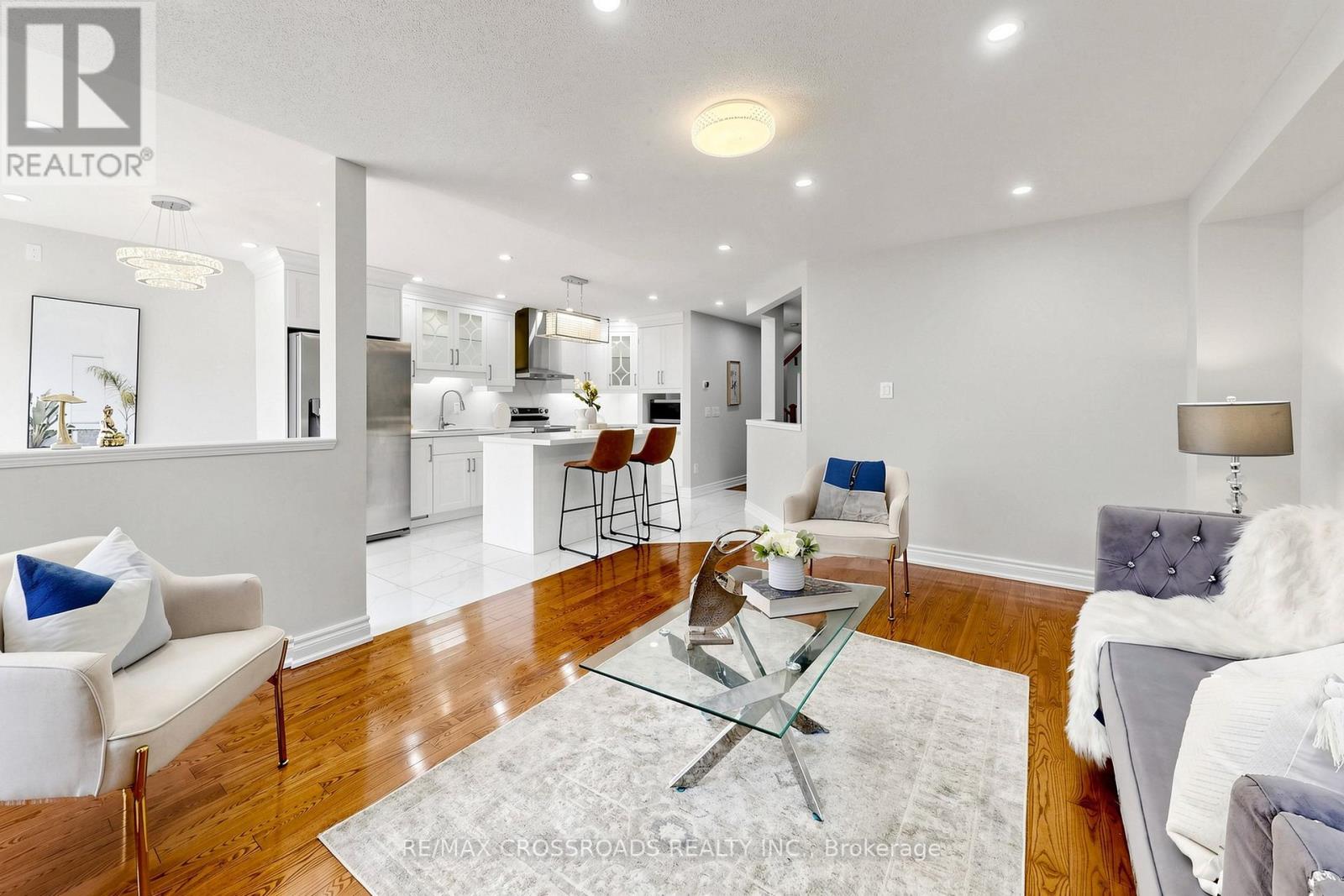 72 TELEGRAPH DRIVE - 12