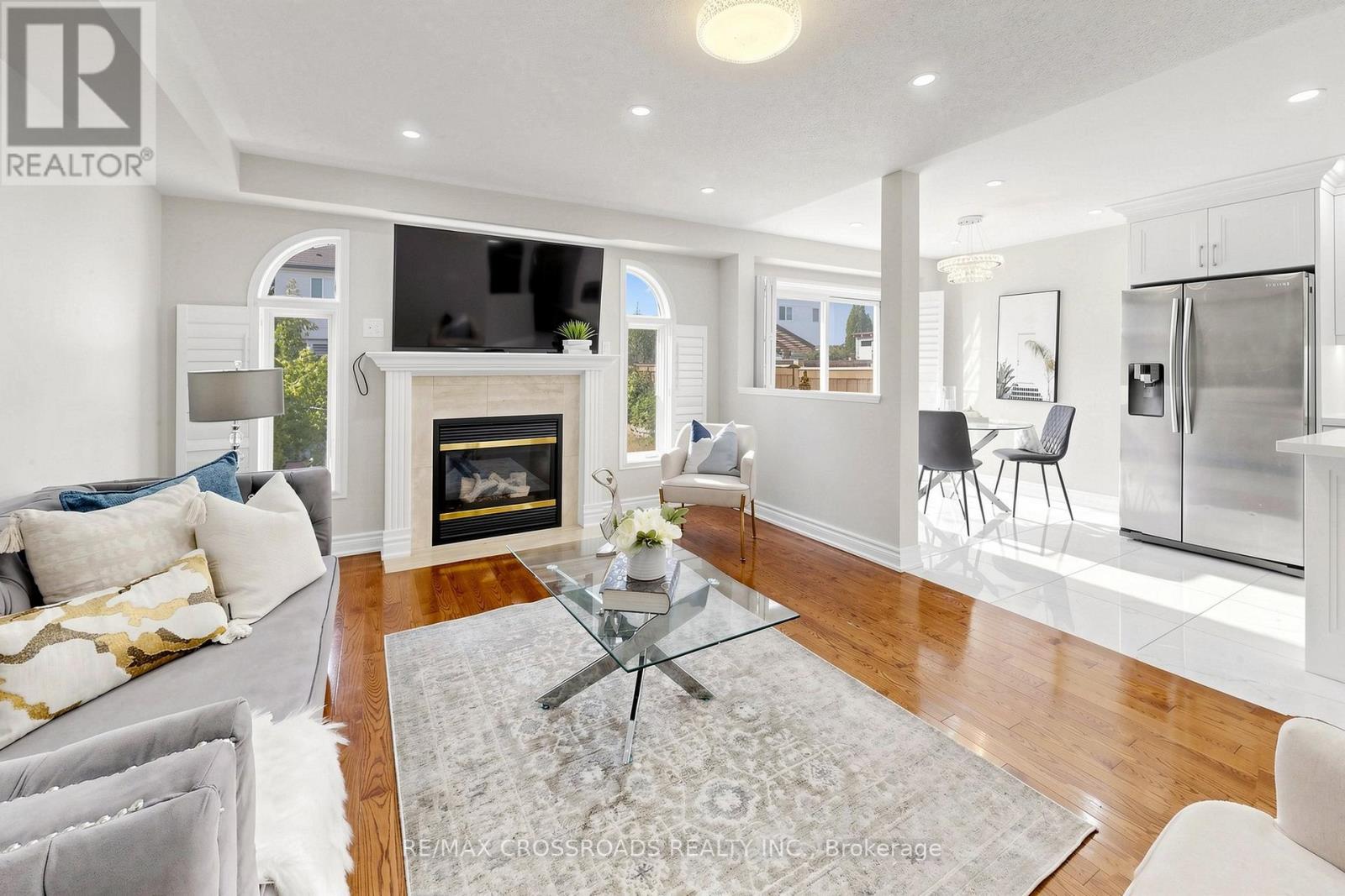 72 TELEGRAPH DRIVE - 13