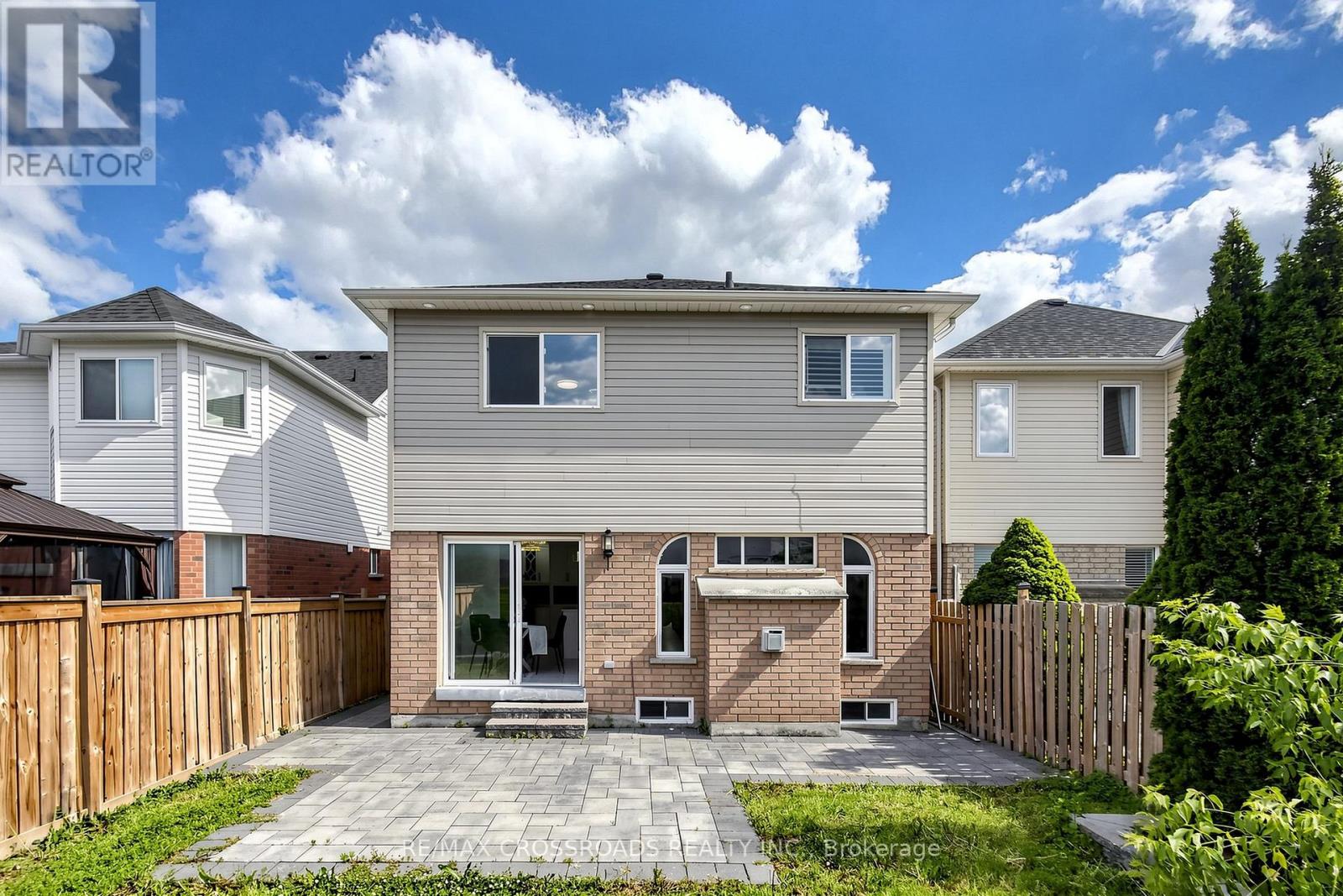72 TELEGRAPH DRIVE - 45