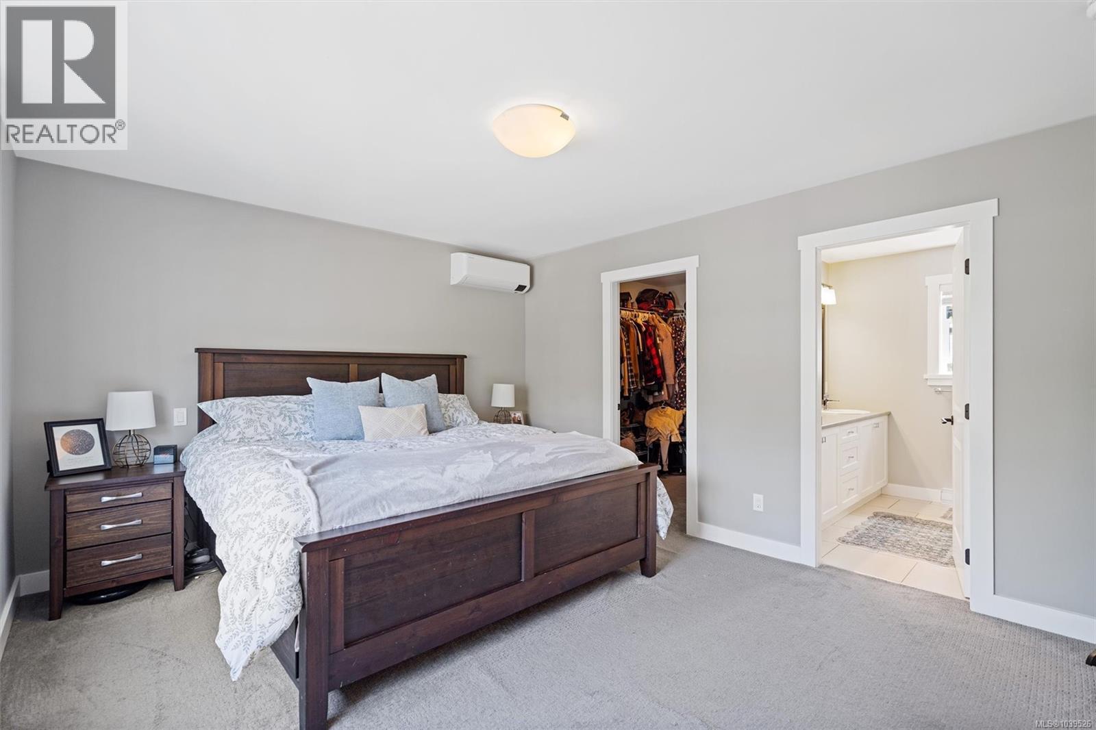 1286 McLeod Pl, Langford