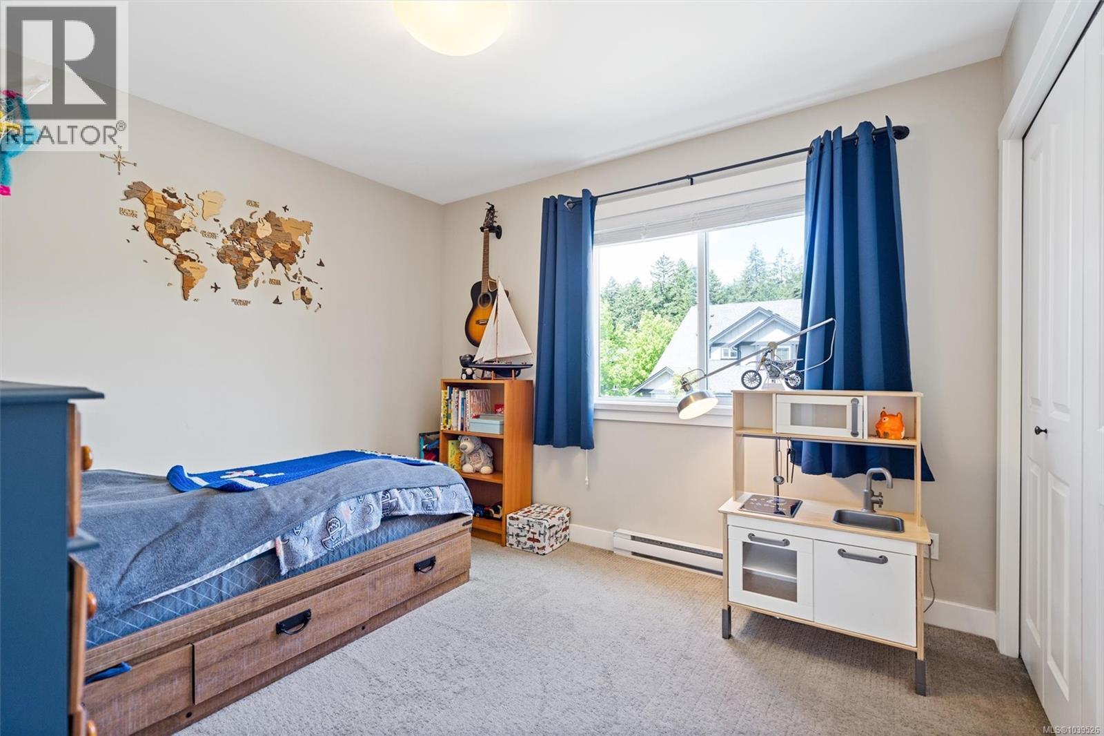 1286 McLeod Pl, Langford