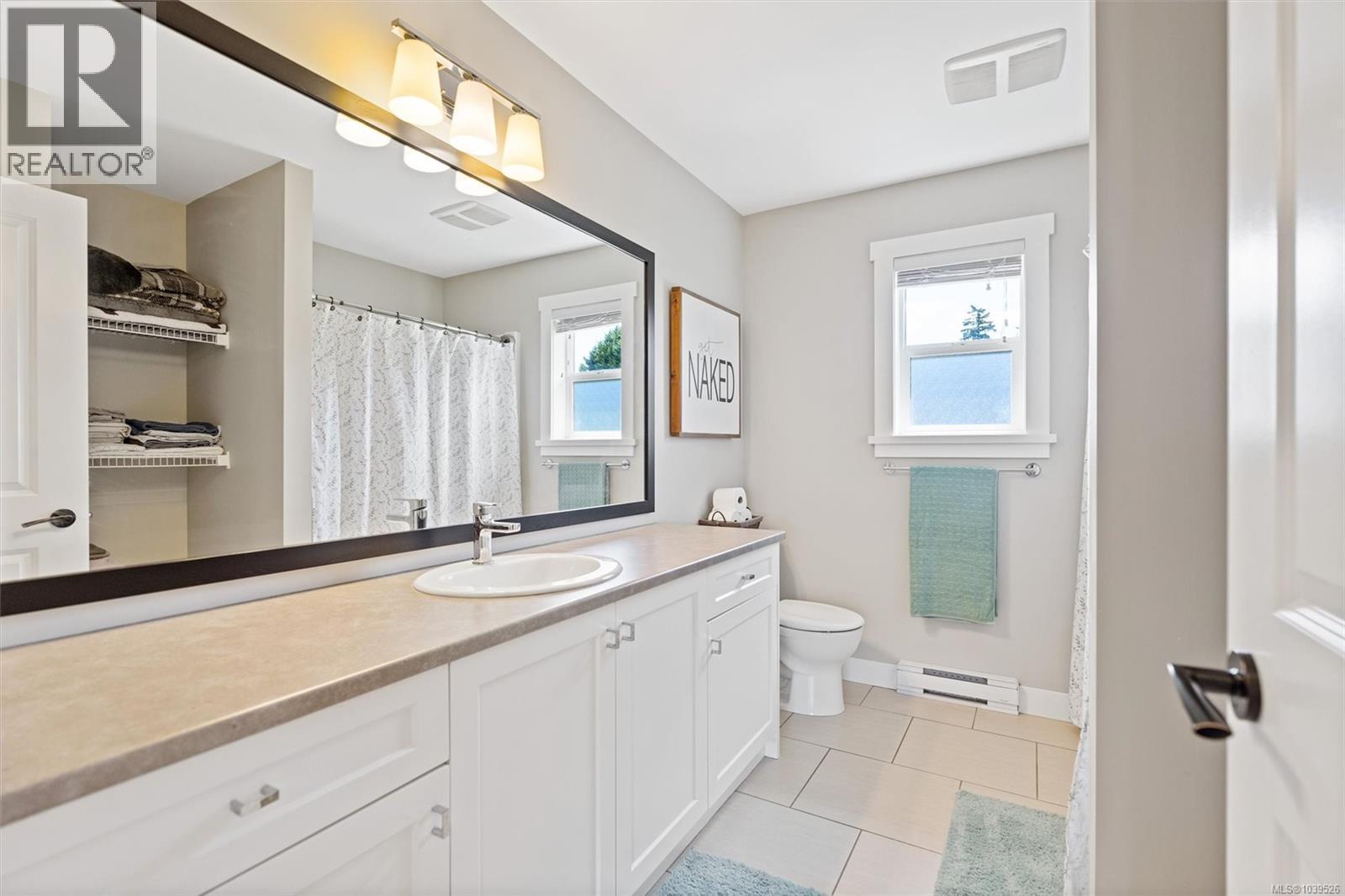 1286 McLeod Pl - 22