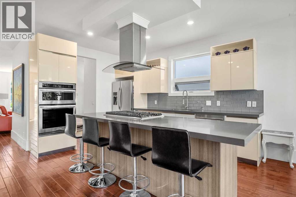 2412 28 Avenue SW - 6