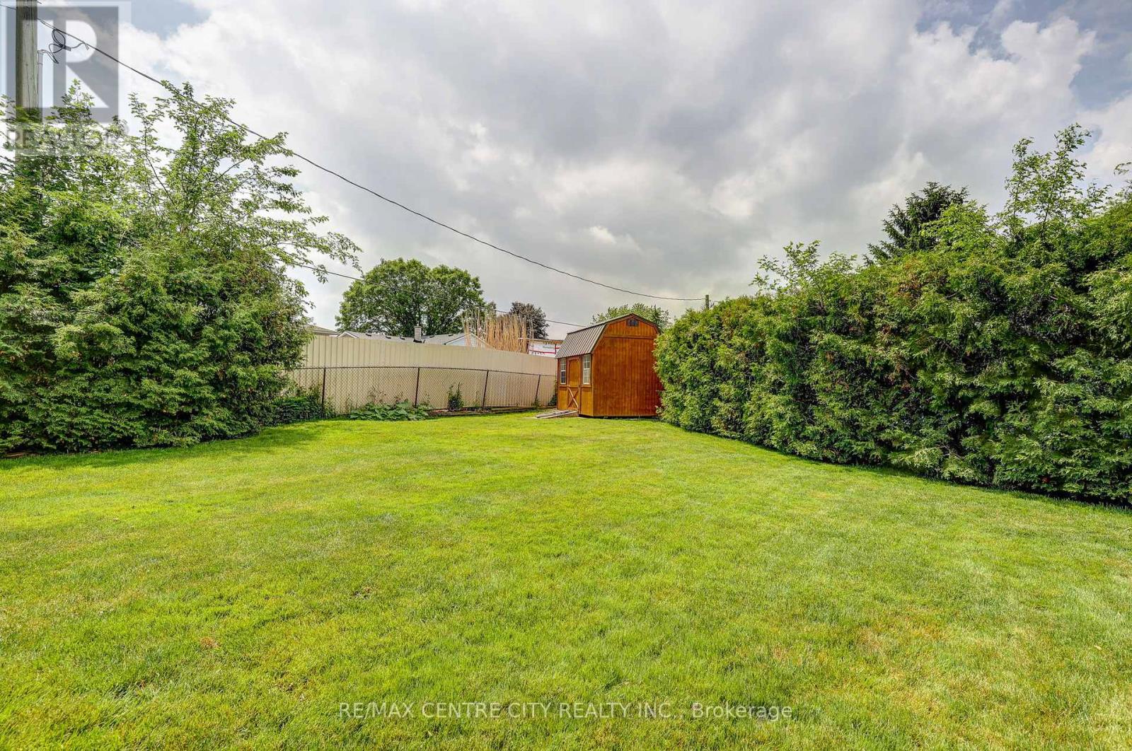 9 NORTHWOOD PLACE - 13