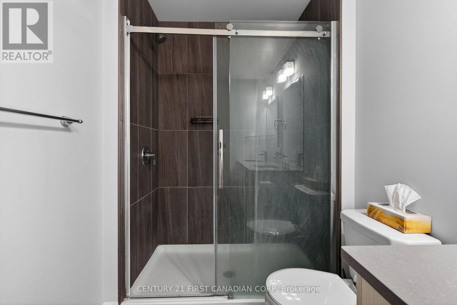#9 807 KLEINBURG DRIVE - 20
