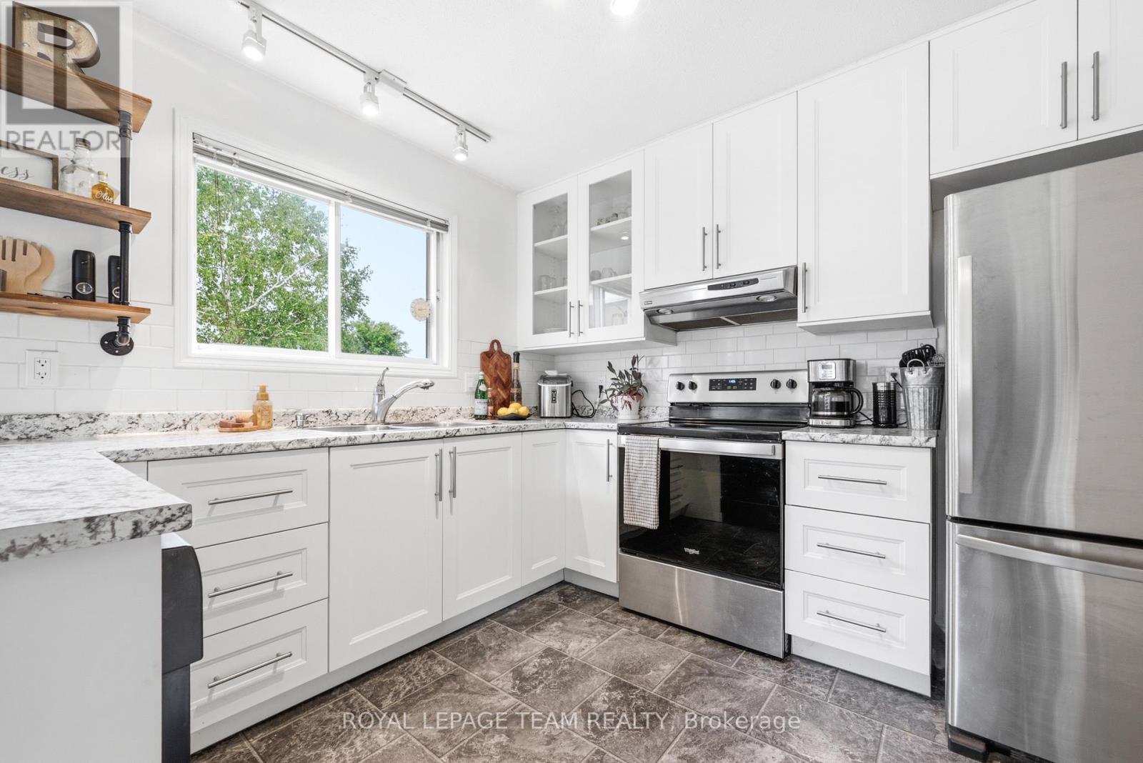 58 SEVENTH AVENUE - 17