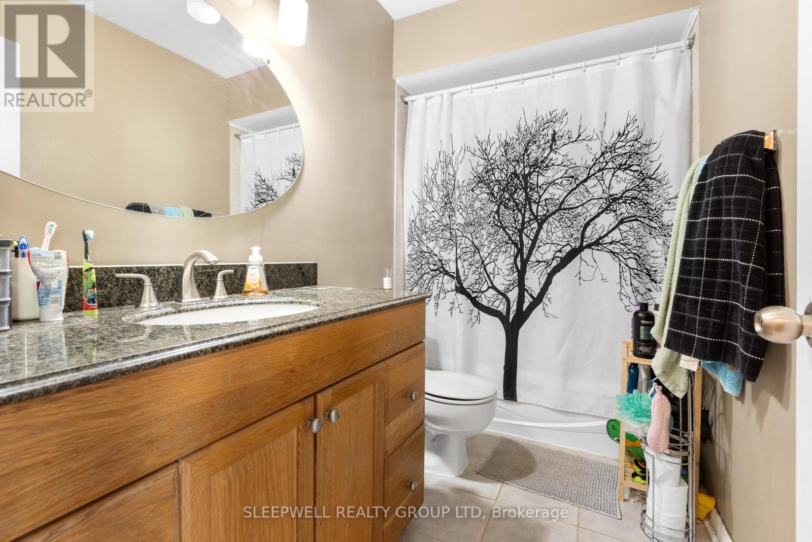 3 Bed, 2 Bath House for Rent in Ottawa – 55 ALBERNI STREET, Ottawa – MLS# X13441222 - Image 9