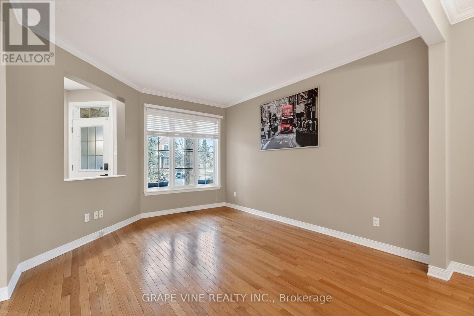 103 ROWALLEN PLACE - 10