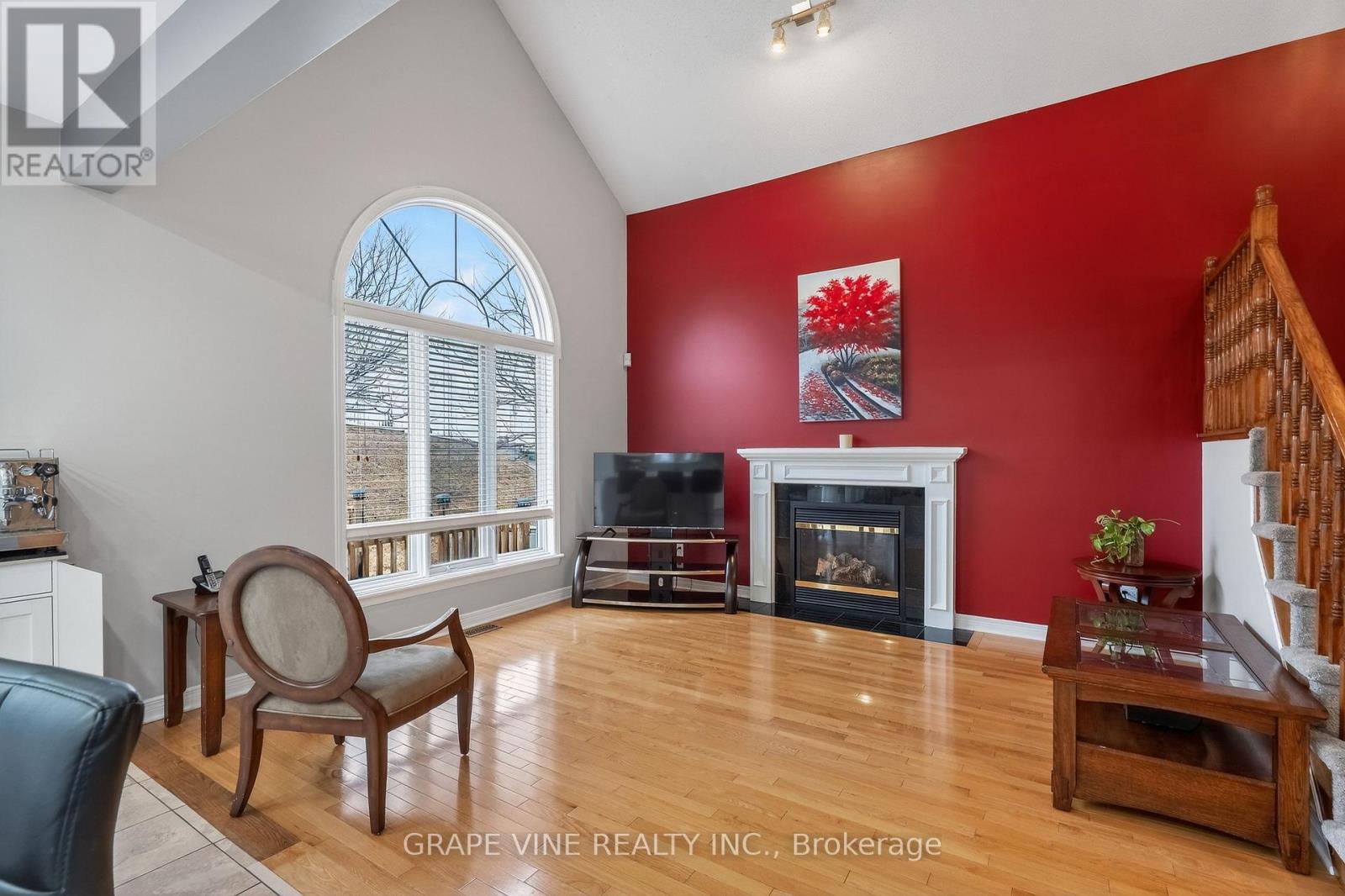 103 ROWALLEN PLACE - 17