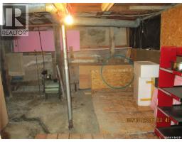 330 2nd Avenue E, Assiniboia, SK S0H0B0 Photo 17