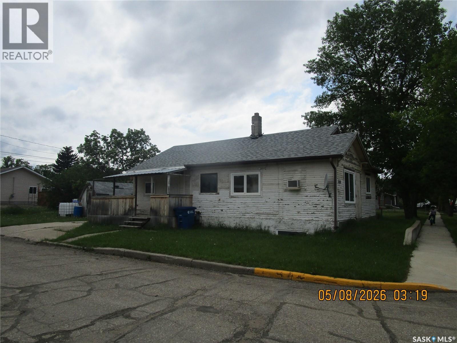 330 2ND AVENUE E - 1