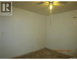 Other - 330 2nd Avenue E, Assiniboia, SK S0H0B0 Photo 8
