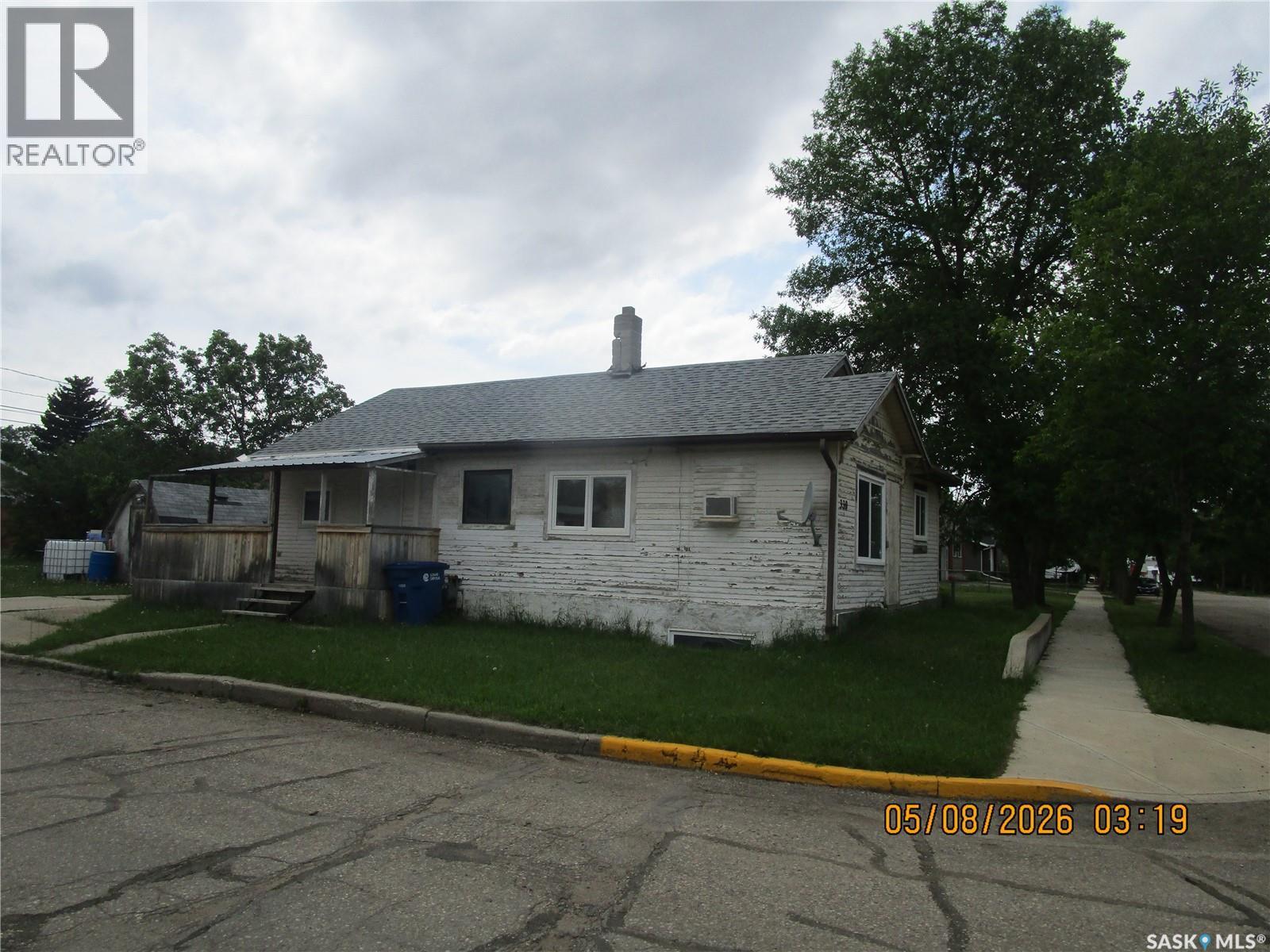 330 2ND AVENUE E - 20
