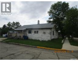 330 2nd Avenue E, Assiniboia, SK S0H0B0 Photo 20