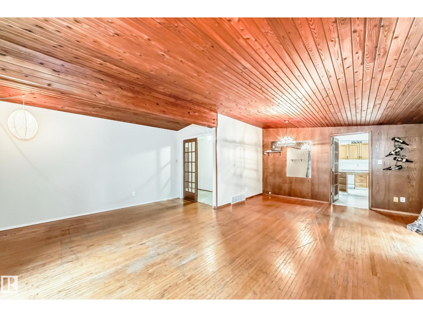 128 PINE ST — photo 6