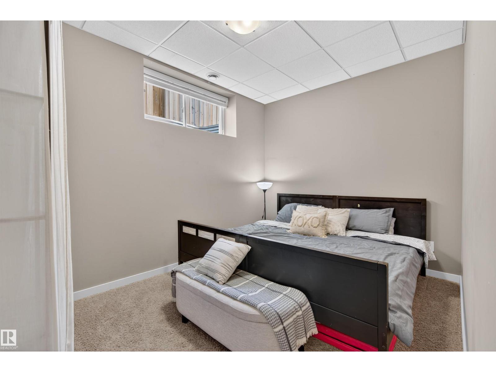 6807B 47 ST — photo 24