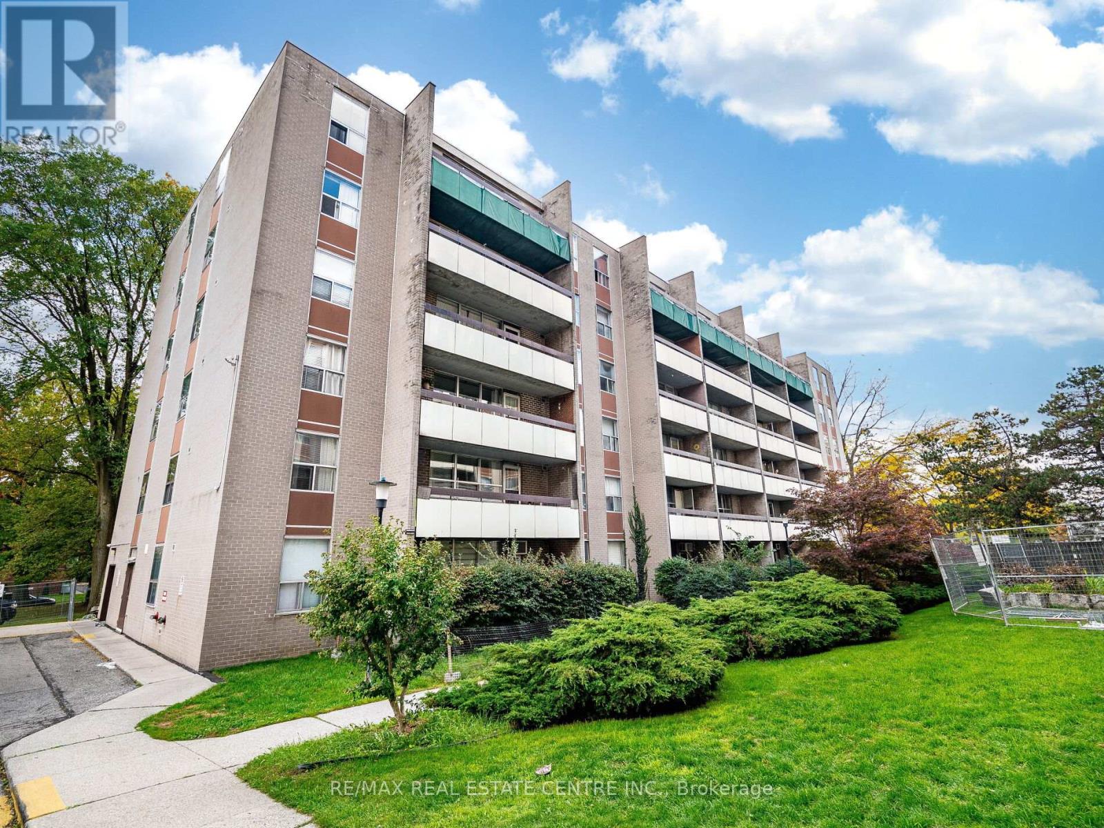 #407 3625 LAKE SHORE BOULEVARD W - 1